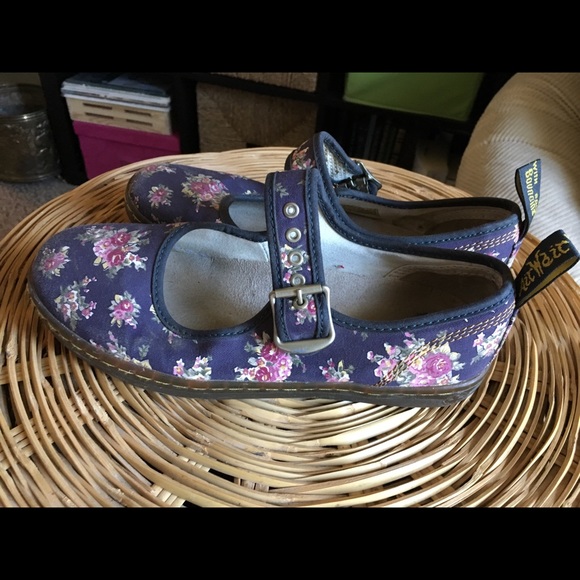 New Floral Mary Jane Dr Martens - Picture 2 of 4
